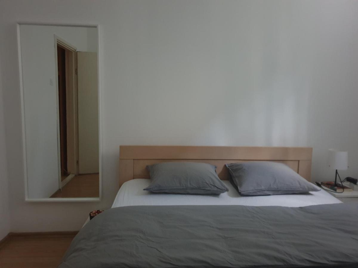 Novi Apartman 19 ฟอชา ภายนอก รูปภาพ